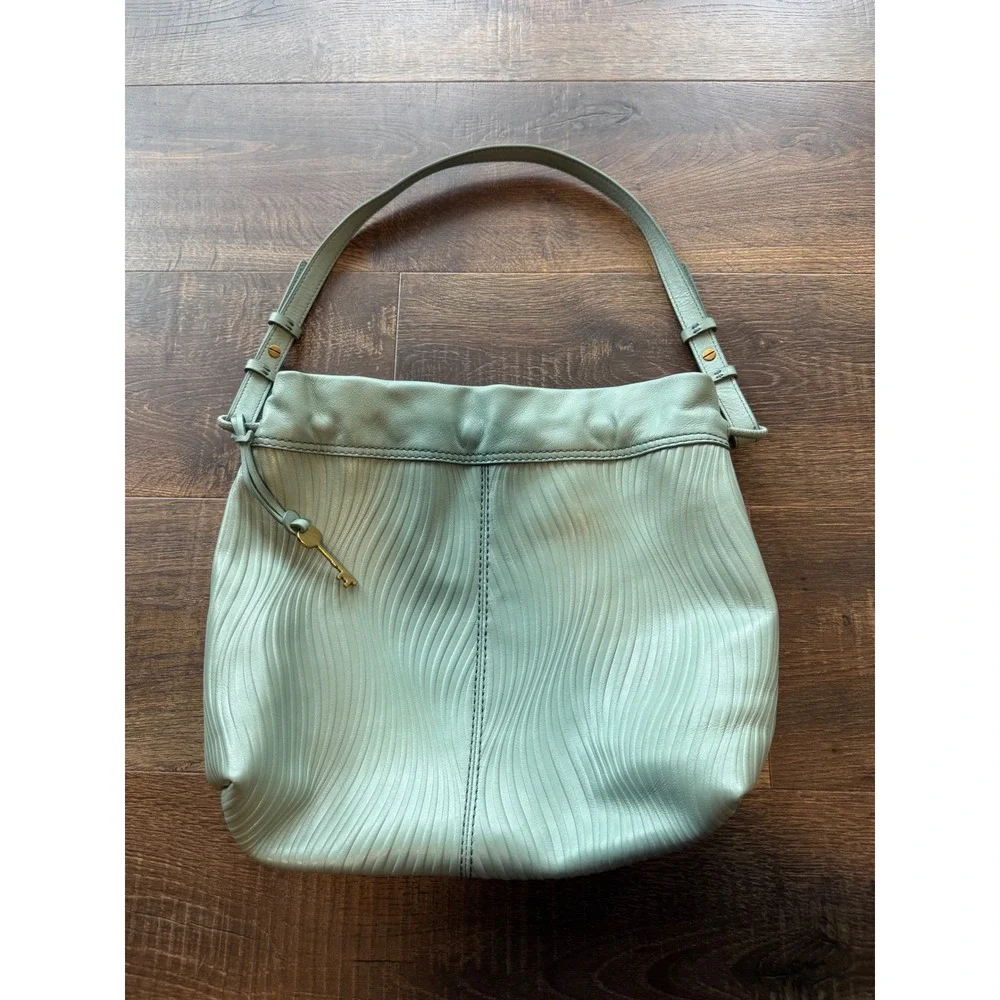 Fossil Green Leather Hobo Bag Purse‎ Handbag Key Charm Wave Design